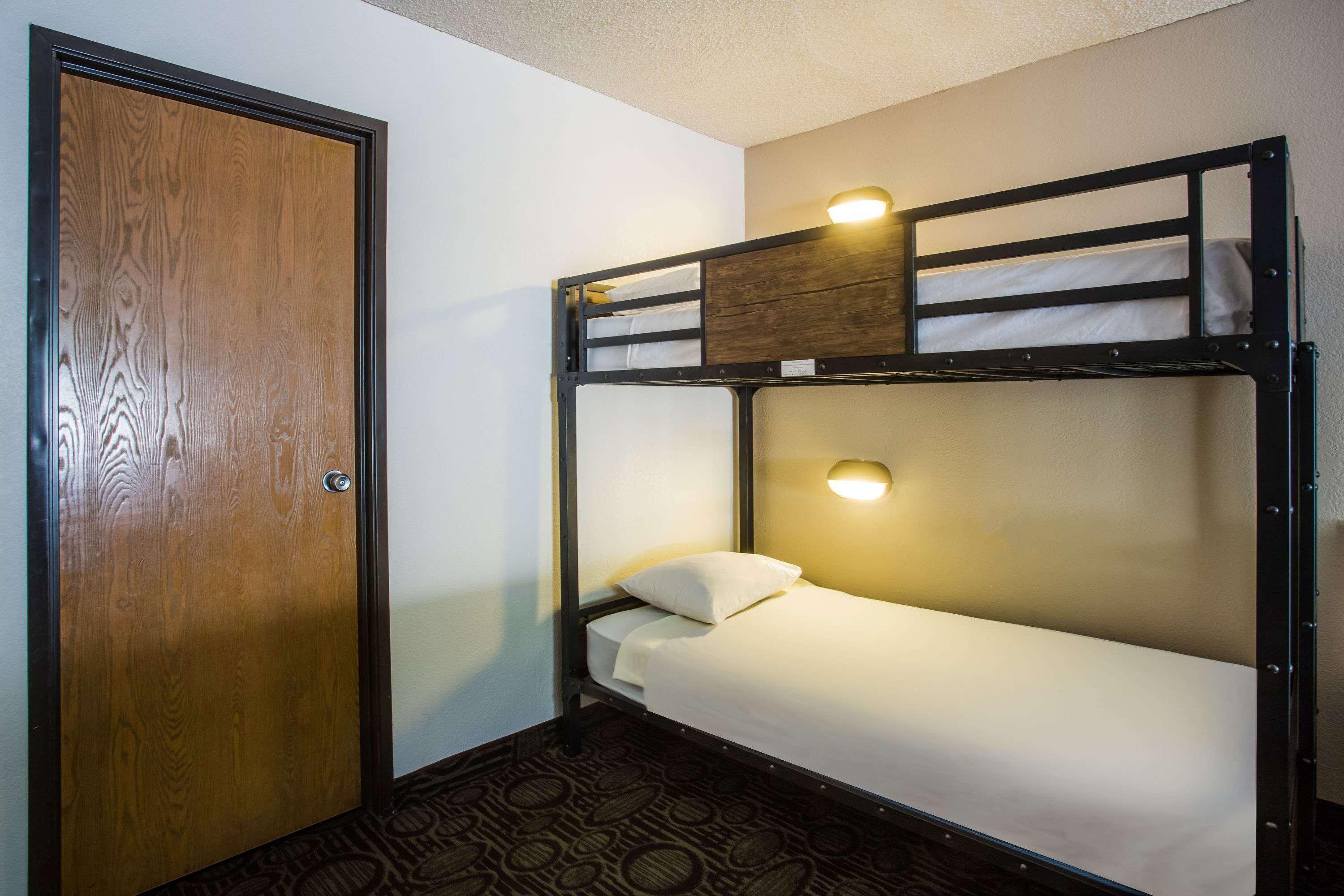Super 8 By Wyndham Flagstaff Hotel Exterior photo