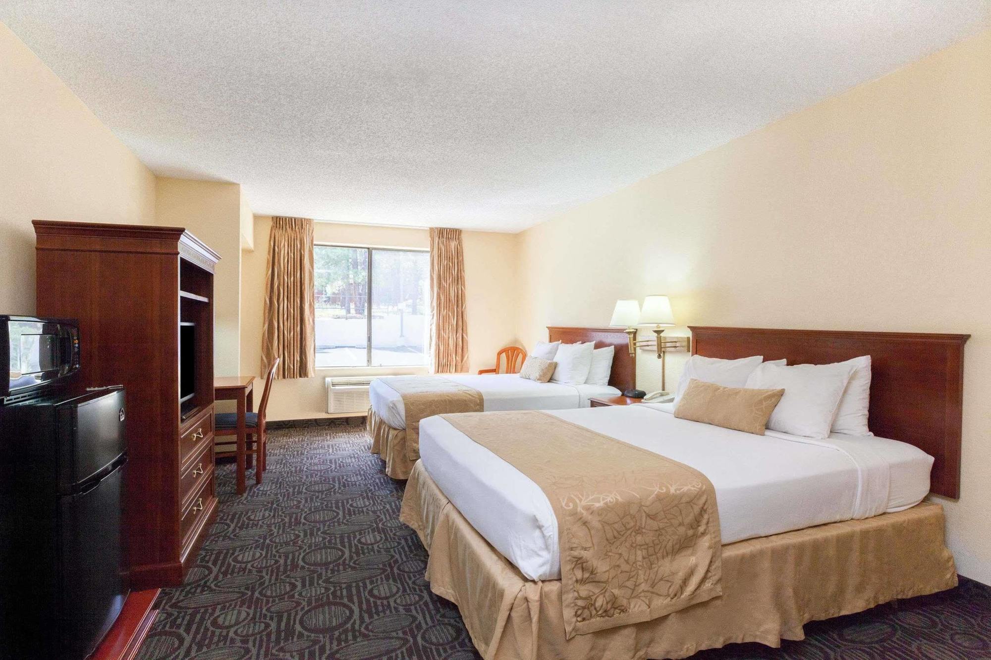 Super 8 By Wyndham Flagstaff Hotel Exterior photo
